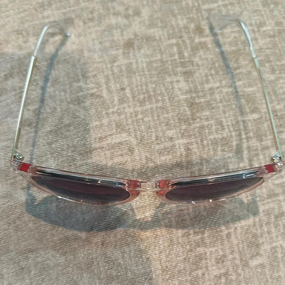 Ray-Ban Pink Erika new in box - Picture 2 of 8